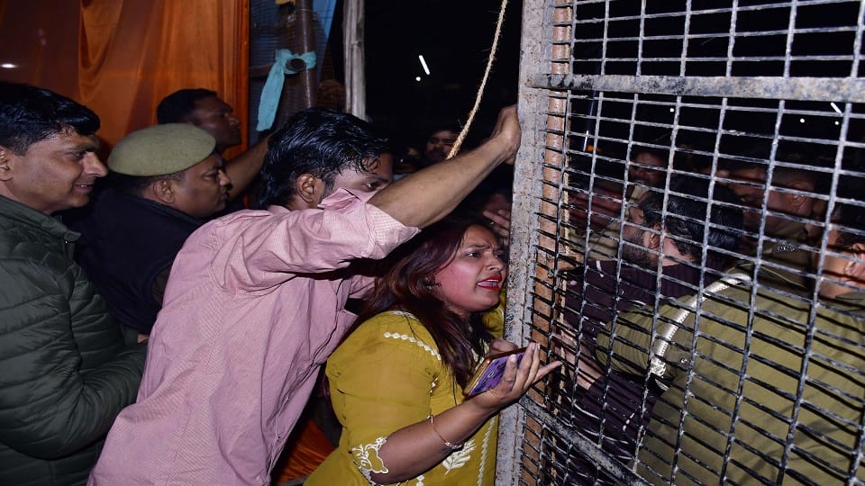 बी प्राक नाइट
