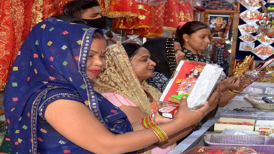 पूजा सामग्री