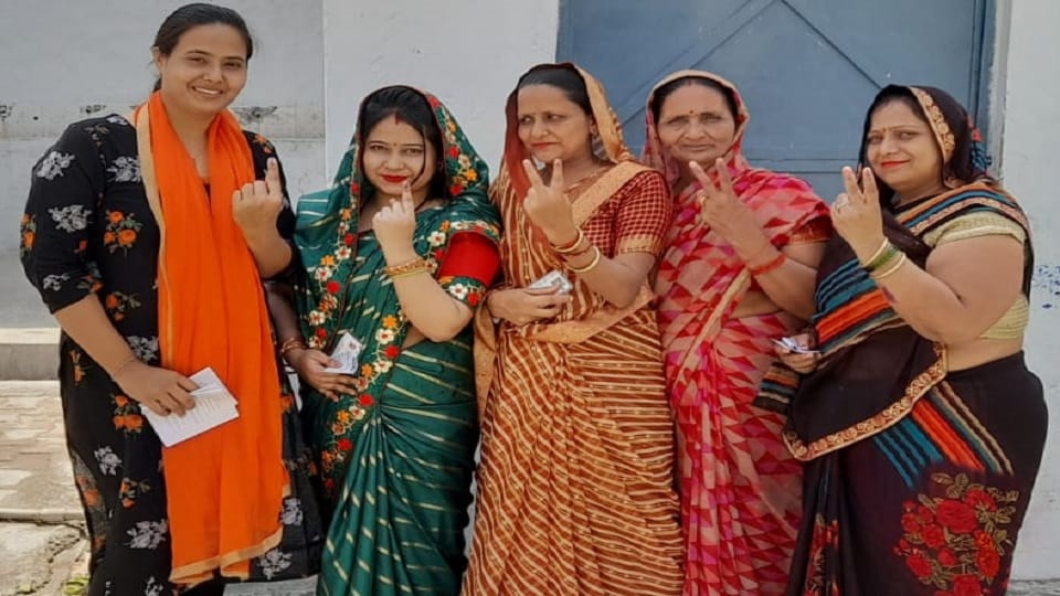 महिला मतदाता