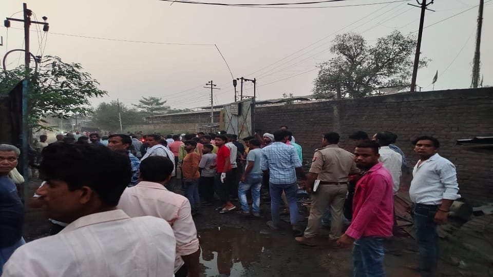 फैक्टरी में आग