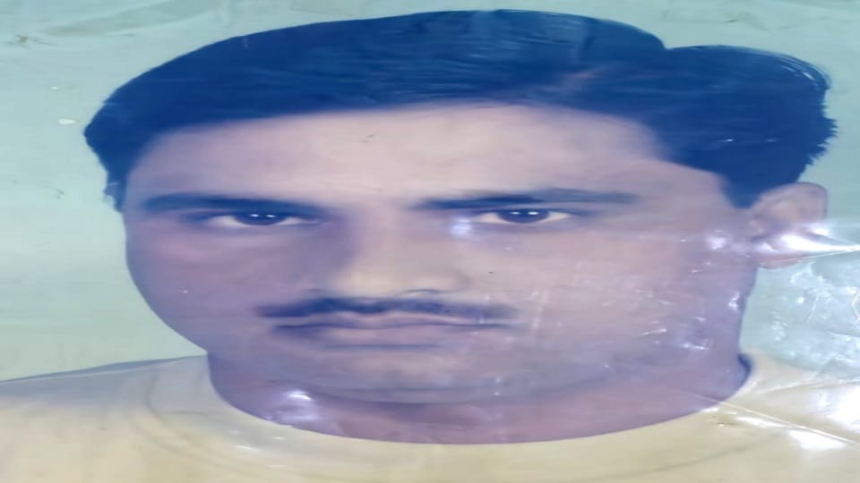 मृतक टीपी सिंह का फाइल फोटो