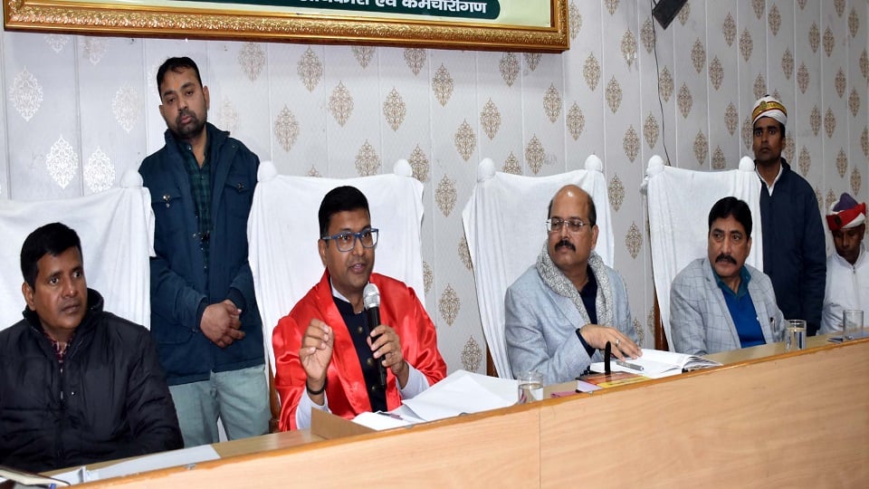 अलीगढ़ महापौर प्रशांत सिंघल