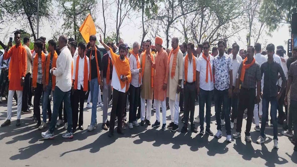 आगरा जाते करणी सेना पदाधिकारी