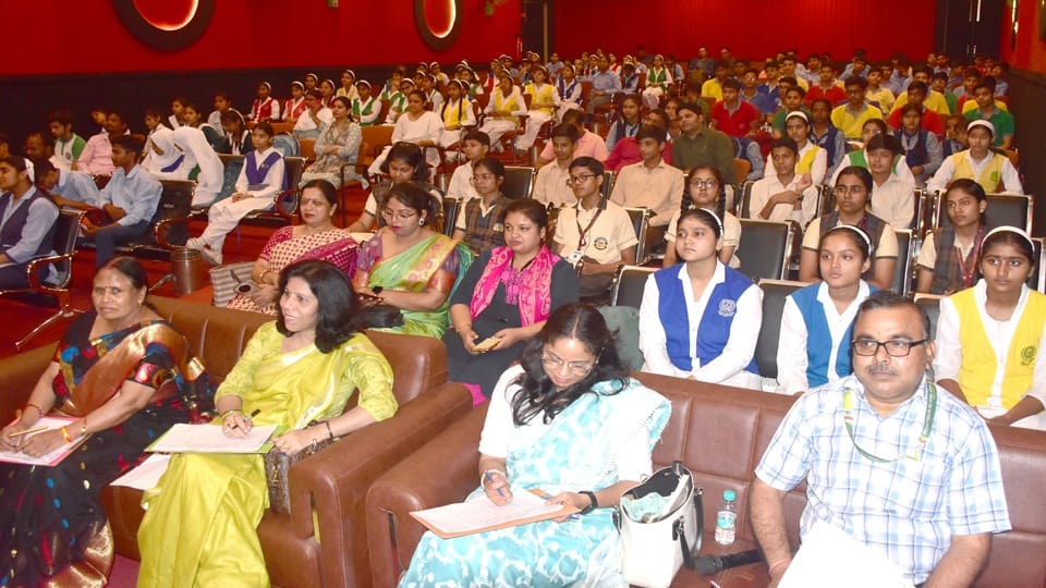 प्रतिभागी बच्चे
