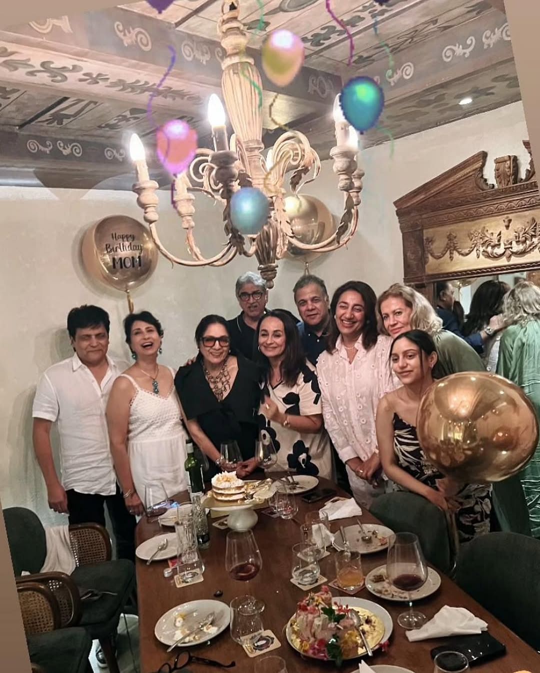 नीना गुप्‍ता ने दोस्तों और परिवार के साथ मनाया Birthday, ब्लैक ड्रेस में दिखीं खूबसूरत