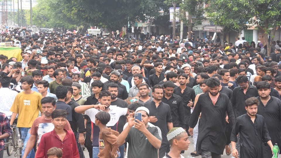 मुहर्रम जुलूस