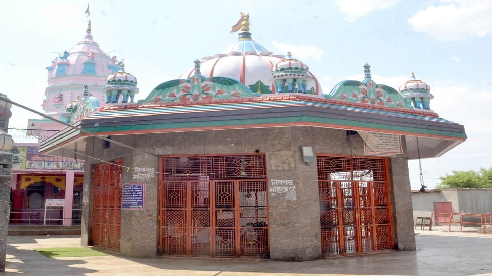 खेरेश्वर मंदिर