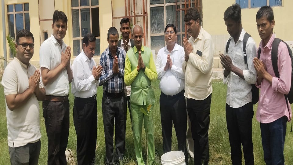 पोधारोपण