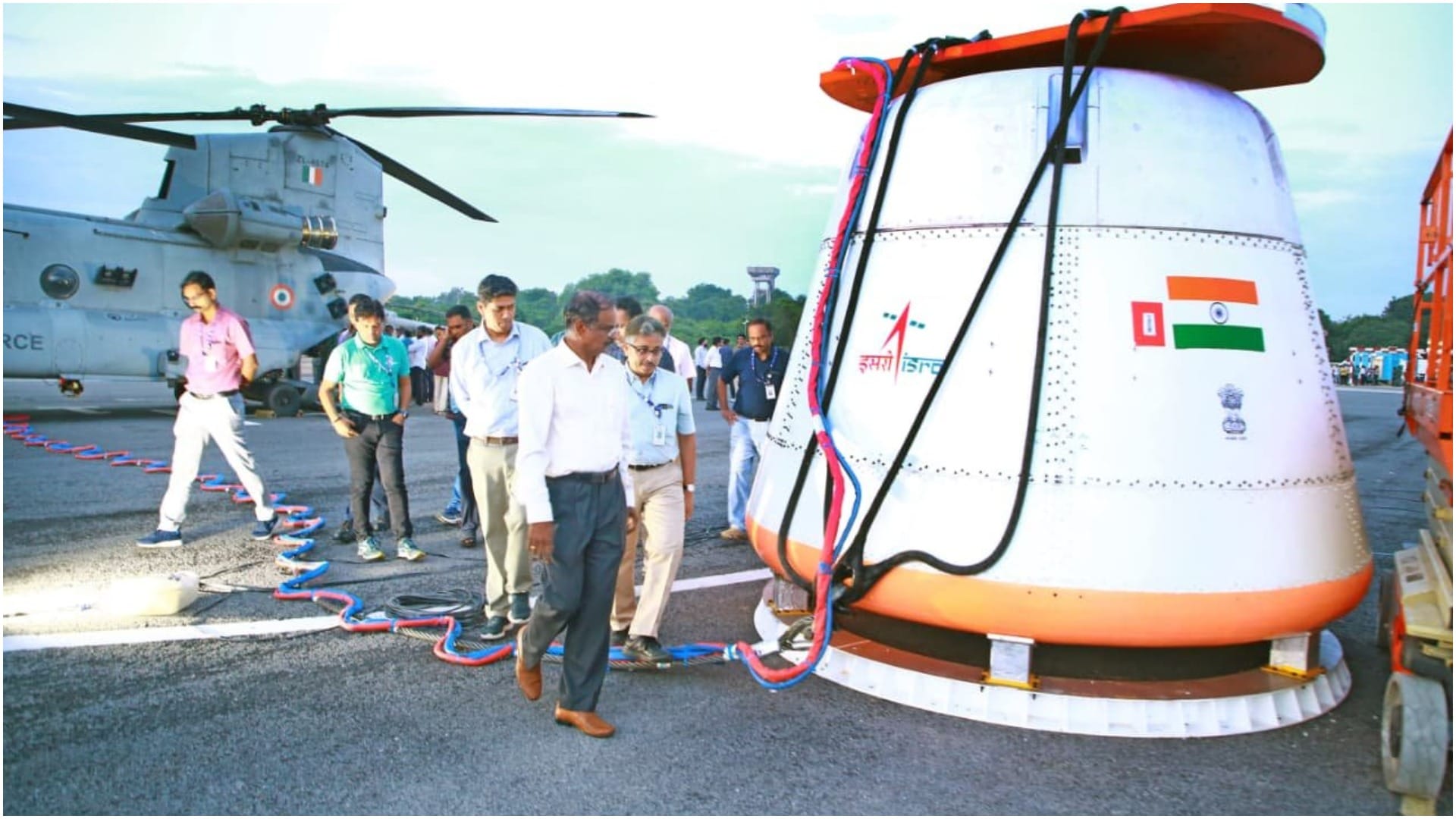 https://spiderimg.amarujala.com/assets/images/2025/08/24/gaganyan_68aacf09ebd33.jpg