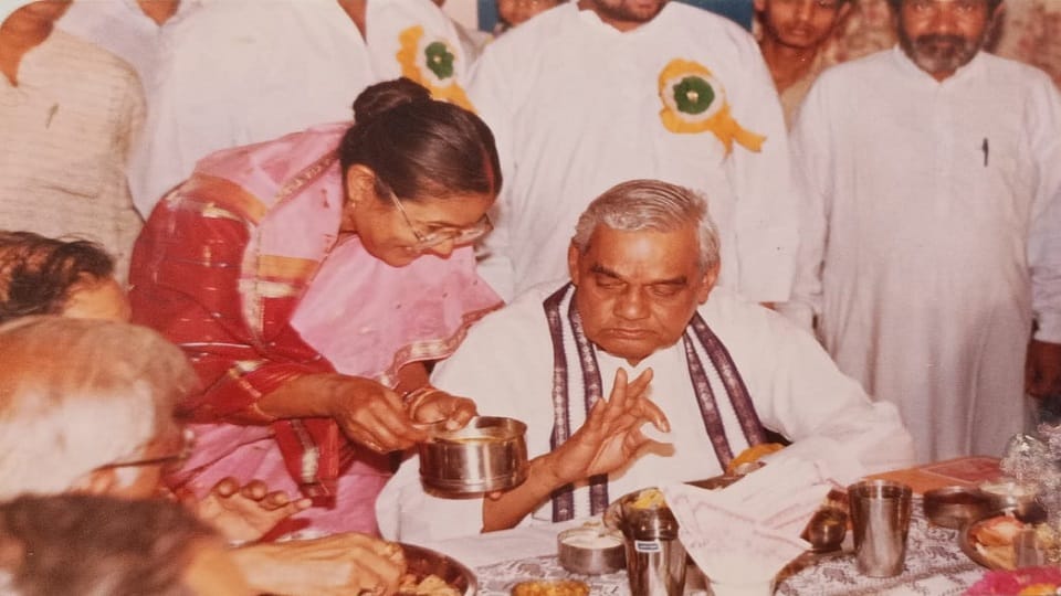 पूर्व पीएम अटल बिहारी वाजपेयी