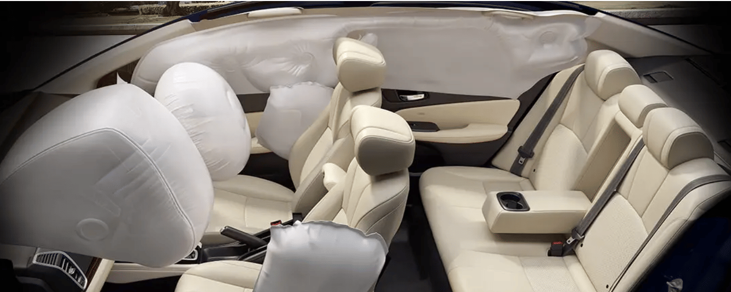 Honda City Facelift: नए लुक और जबरदस्त सेफ्टी फीचर्स के साथ लॉन्च हुई नई होंडा सिटी, जानें स्पेसिफिकेशंस और की