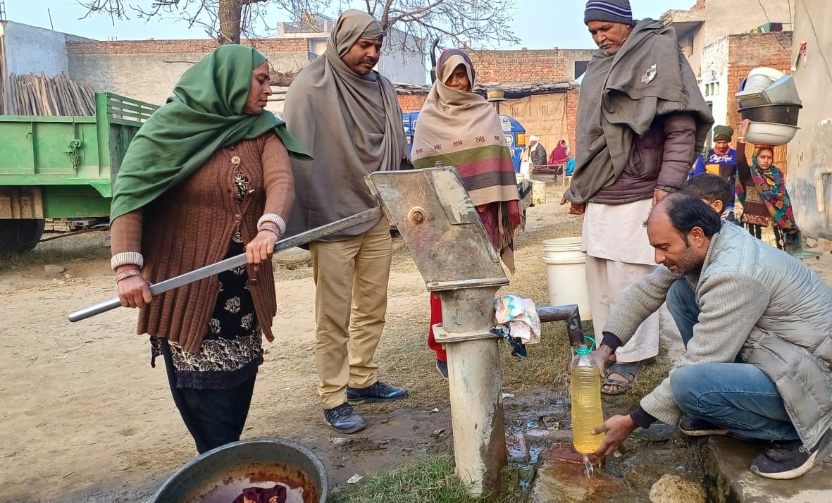 1टौल स्थिृत पानी की टंकी