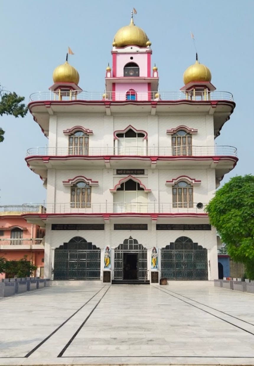 रविदास आश्रम के प्रबंधक सत्यानंद जी महाराज। रविदास आश्रम के प्रबंधक सत्यानंद जी महाराज।