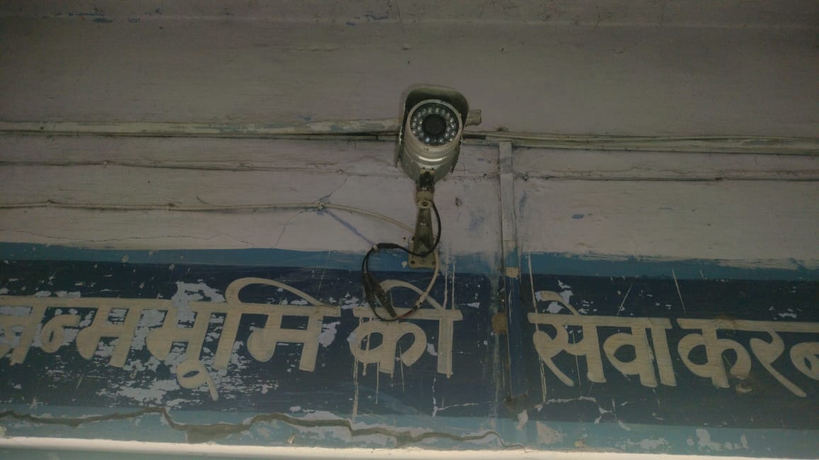 यूपी बोर्ड परीक्षा के लिए खतौली के परीक्षा केंद्र पर लगाई गई सीट यूपी बोर्ड परीक्षा के लिए खतौली के परीक्षा केंद्र पर लगाई गई सीट
