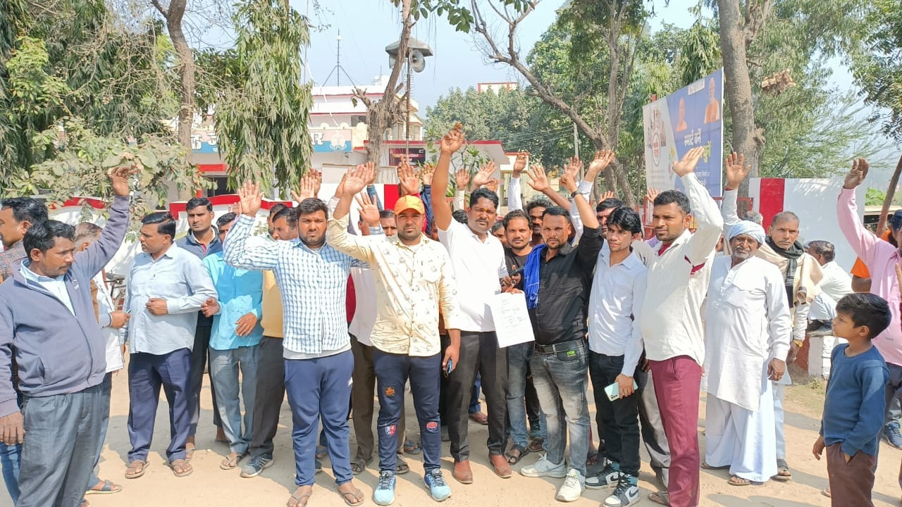 5-जानसठ कोतवाली में गांव तिलौरा में दूधिया को गोली मारने वाले आरोपी के विरुद्ध सख्त कानूनी कार् 5-जानसठ कोतवाली में गांव तिलौरा में दूधिया को गोली मारने वाले आरोपी के विरुद्ध सख्त कानूनी कार्