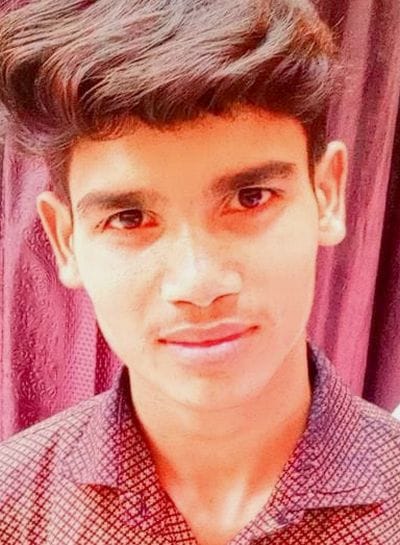 (21 बीडीएन-11)दुर्घटना में क्षतिग्रस्त एंबुलेंस।संवाद (21 बीडीएन-11)दुर्घटना में क्षतिग्रस्त एंबुलेंस।संवाद