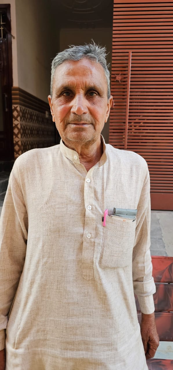 ़ ़