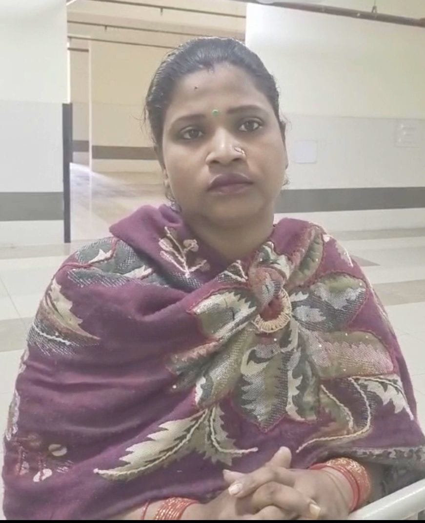 तीन सौ बेड अस्पताल में बंद पड़ा एक्सरे कक्ष तीन सौ बेड अस्पताल में बंद पड़ा एक्सरे कक्ष