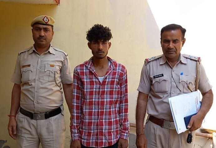 फोटो 46- सिटी थाना पुलिस द्वारा हत्या के आरोप में गिरफ्तार किया गया आरोपी।