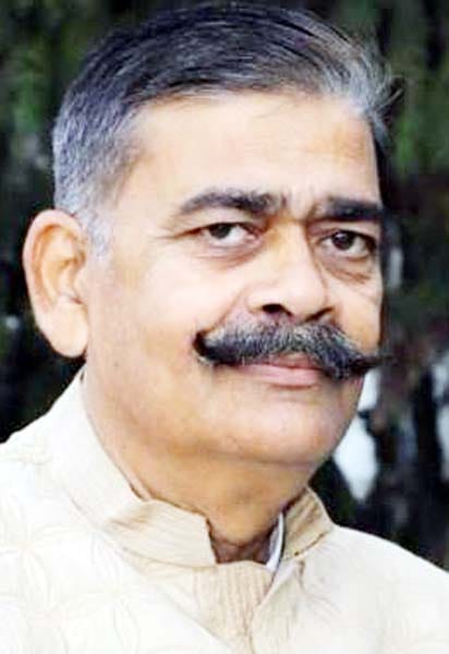 नाले में तब्दील गोमती नदी और तट तक हो रही खेती (फाइल फोटो)। संवाद