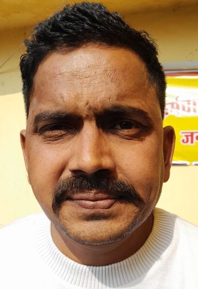 17 बीडीएन-11)विद्युत कार्यालय पर धरने पर बैठे संविदा कर्मी।संवाद 17 बीडीएन-11)विद्युत कार्यालय पर धरने पर बैठे संविदा कर्मी।संवाद