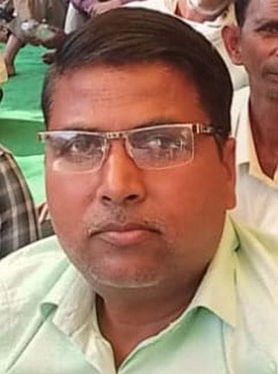 17 बीडीएन-11)विद्युत कार्यालय पर धरने पर बैठे संविदा कर्मी।संवाद 17 बीडीएन-11)विद्युत कार्यालय पर धरने पर बैठे संविदा कर्मी।संवाद