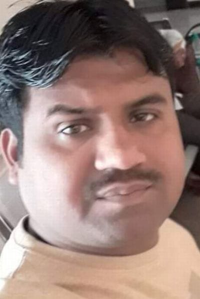 (18 बीडीएन-11)विद्युत कार्यालय पर धरने पर बैठे संविदा कर्मी।संवाद (18 बीडीएन-11)विद्युत कार्यालय पर धरने पर बैठे संविदा कर्मी।संवाद