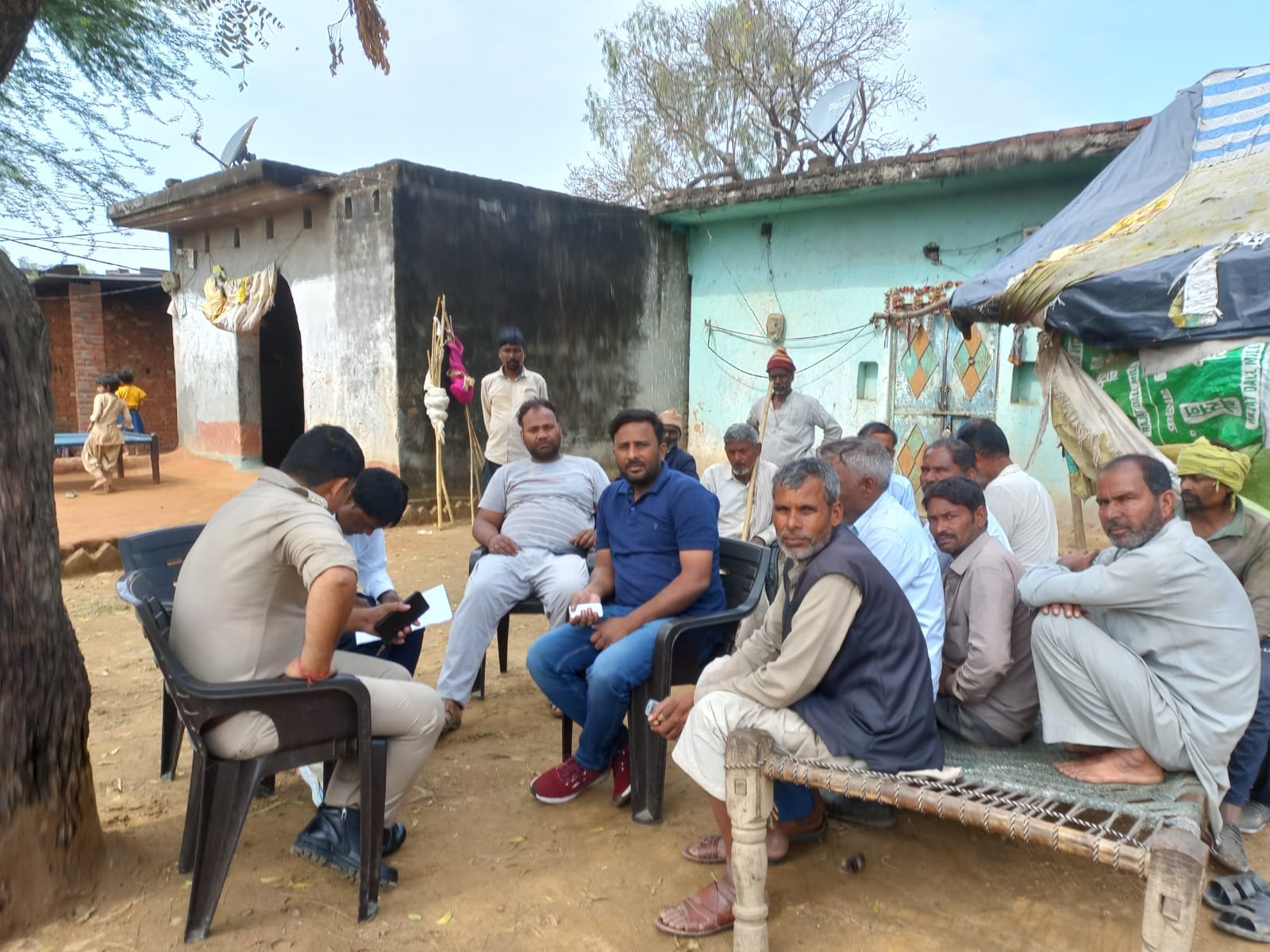 मुजफ्फरनगर हादसा :: मृतक बच्ची विद्या की फाइल फोटो। मुजफ्फरनगर हादसा :: मृतक बच्ची विद्या की फाइल फोटो।