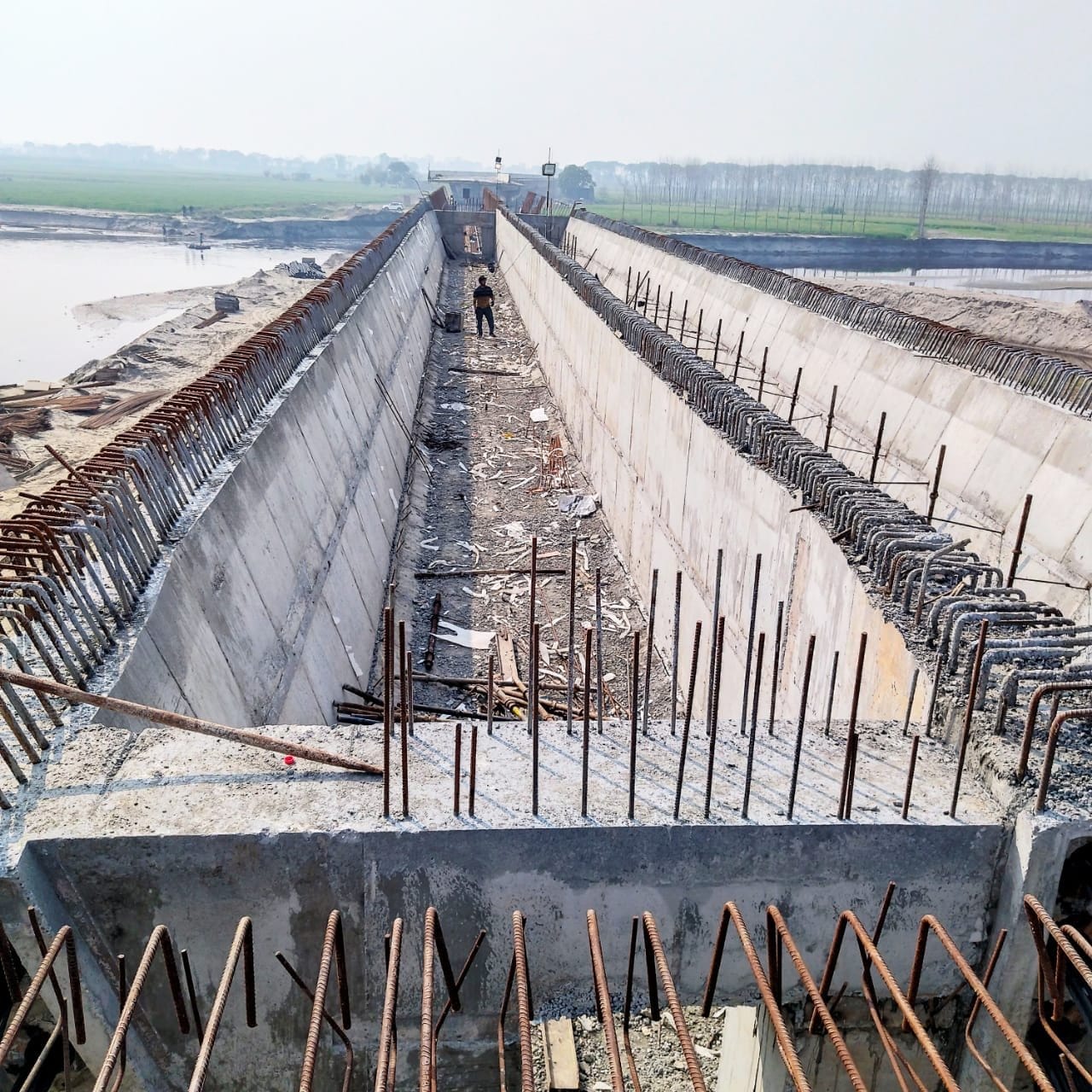 दुड़भा गांव में बस अड्डे के लिए चिन्हित जगह दुड़भा गांव में बस अड्डे के लिए चिन्हित जगह