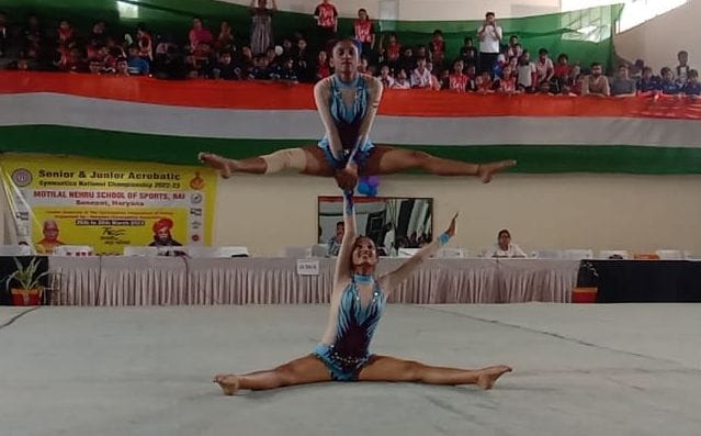 फोटो 45- राष्ट्रीय जिमनास्टिक्स प्रतियोगिता में अपनी प्रतिभा दिखाते प्रतिभागी। फोटो 45- राष्ट्रीय जिमनास्टिक्स प्रतियोगिता में अपनी प्रतिभा दिखाते प्रतिभागी।
