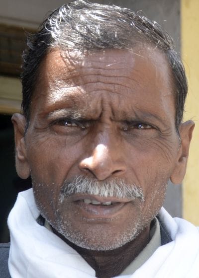 (01 बीडीएन-11)तहसील में समाधान दिवस पर फरियादिओं की समस्या सुनते अधिकारी।संवाद