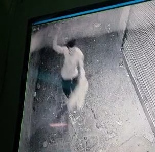 बिजनौर में युवक की हत्या पर विलाप करते परिजन। बिजनौर में युवक की हत्या पर विलाप करते परिजन।