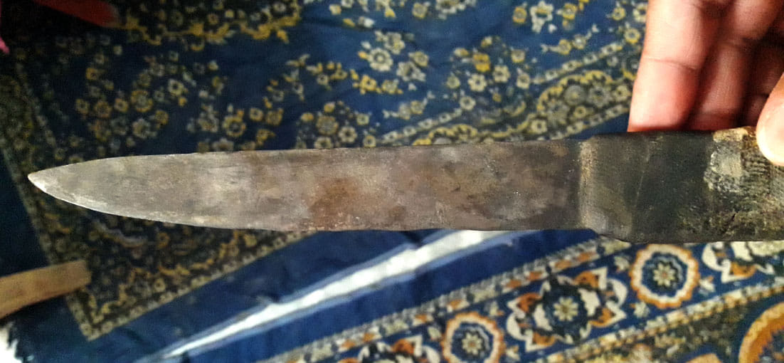 डूंडाहैडा गांव स्थित बालाजी आश्रम में महामंडलेश्वर भैयादास जी महाराज से घटना के बारे में जानकार डूंडाहैडा गांव स्थित बालाजी आश्रम में महामंडलेश्वर भैयादास जी महाराज से घटना के बारे में जानकार