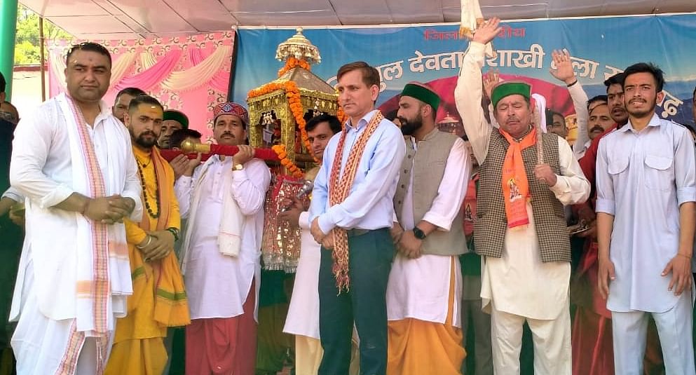 Sirgul Baisakhi Mela Begin In Rajgargh Sirmaur Sirmour News Sirmour News शोभायात्रा के साथ