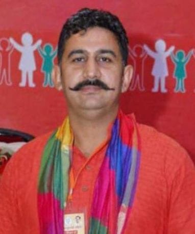 फोटो :18: गांव जठेड़ी में लगाया गया होर्डिंग। फोटो :18: गांव जठेड़ी में लगाया गया होर्डिंग।