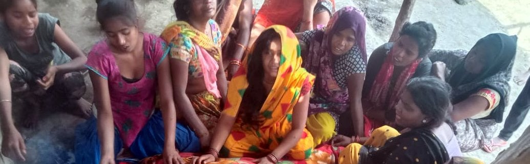 दीवार के इसी मलबे में दबाकर हुई रंजीत की मौत