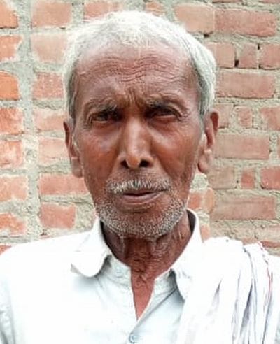 07बीडीएन40-एक्सप्रेस-वे पर मिट्टी डालने को की गई खुदाई। संवाद