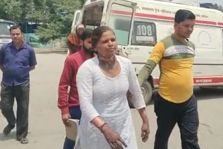 आरसी मिशन में युवती के घर के पास तैनात पुलिस। संवाद