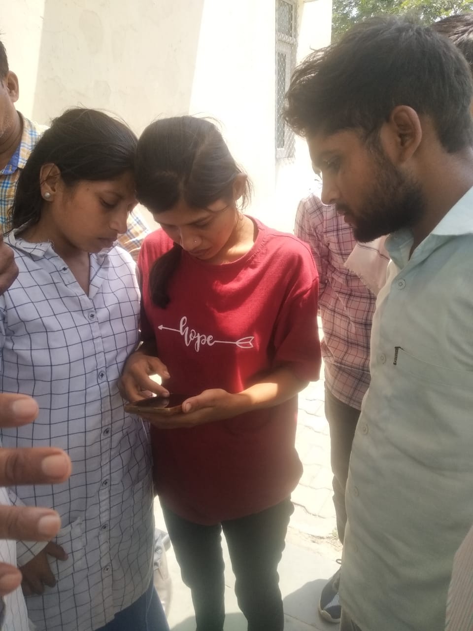 संदीप कुशवाहा का फाइल फोटो। ट्रेन से कूदने से मौत वाली खबर