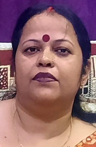 बहादुरगंज मंडी में सब्जियां खरीदते ग्राहक। संवाद