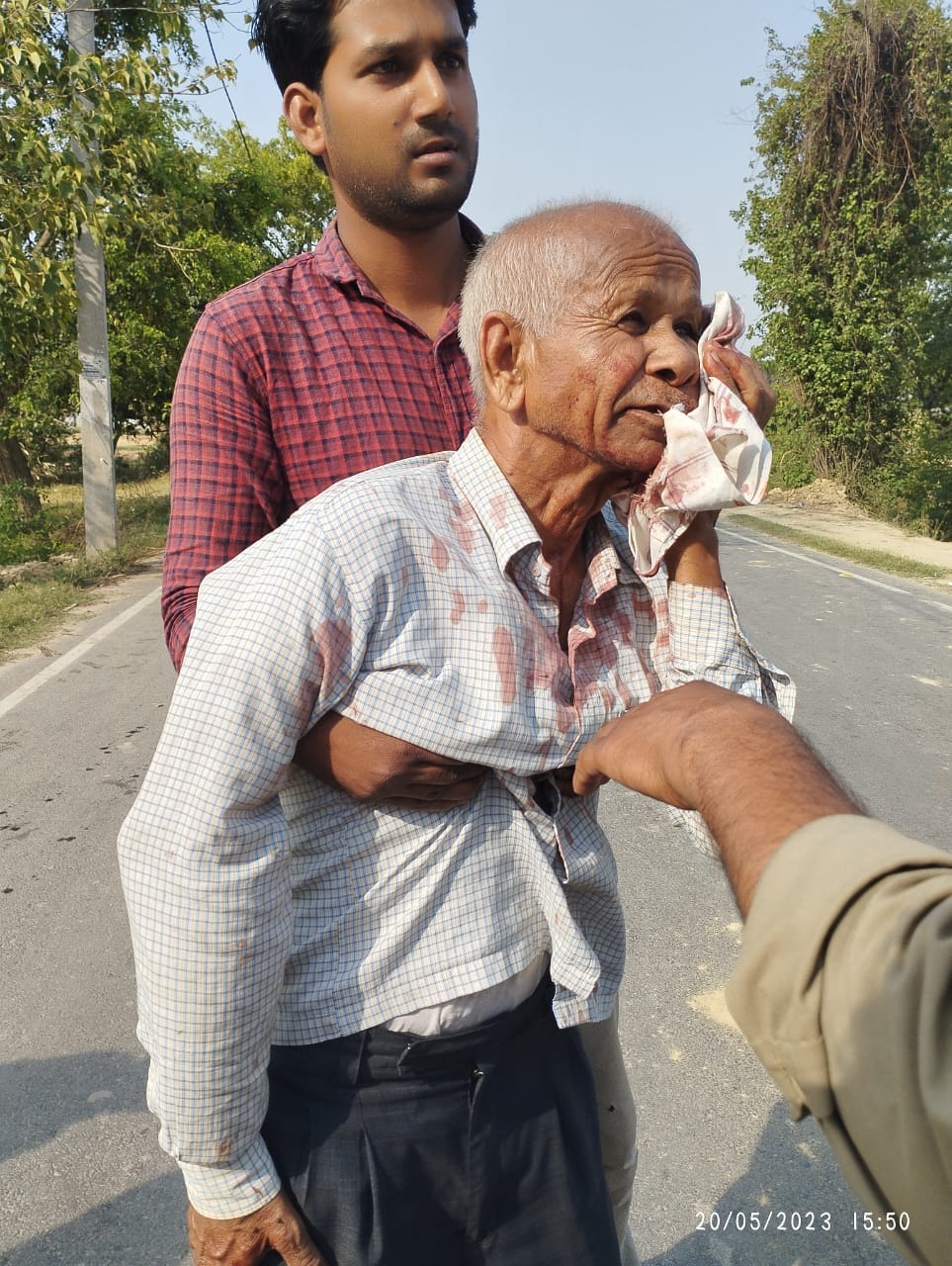 कप्तानगंज के महुलानी में जमीन के विवाद में मारपीट कप्तानगंज के महुलानी में जमीन के विवाद में मारपीट