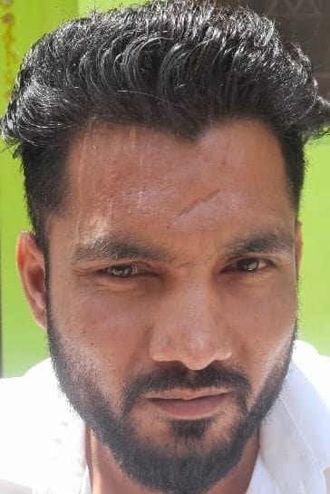 मोहल्ला मोहम्मद जई में खुदा पड़ा सीवर लाइन का गड्ढा। संवाद