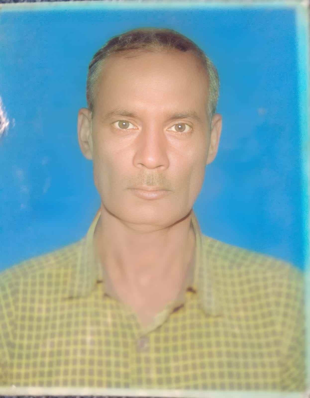 बिजली गिरने से मृतक किसान लालू प्रसाद की फाइल फोटो।संवाद बिजली गिरने से मृतक किसान लालू प्रसाद की फाइल फोटो।संवाद