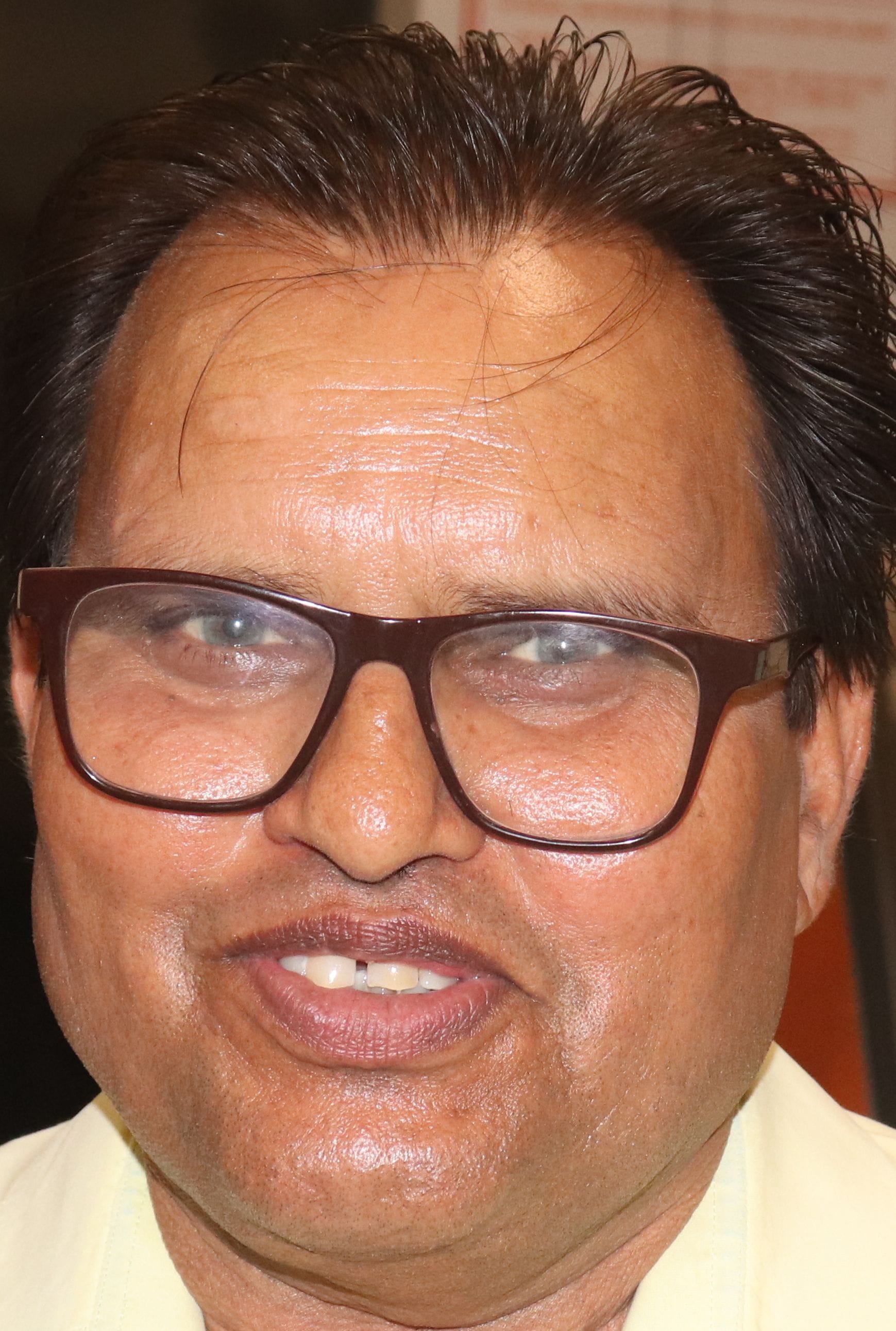 टॉउनहॉल स्थित एसबीआई में लगी ग्राहकों की भीड़।संवाद