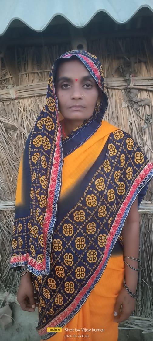 कुदरहा ब्लाक के पीड़िता रत्नावती का क्षतिग्रस्त मकान। कुदरहा ब्लाक के पीड़िता रत्नावती का क्षतिग्रस्त मकान।