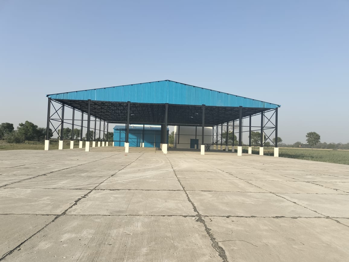 अशोक कालोनी में गला पडा कूड़ादान। संवाद