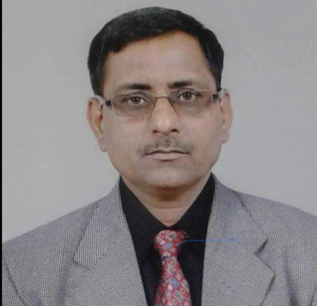 जजी परिसर के प्रथम गेट पर लगाया गया मेटल डिटेक्टर। संवाद