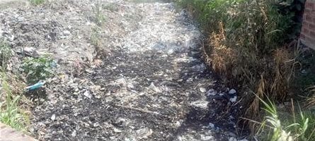 पूरी तरह से चौक उल्ल नदी में गिरने वाला नाला पूरी तरह से चौक उल्ल नदी में गिरने वाला नाला