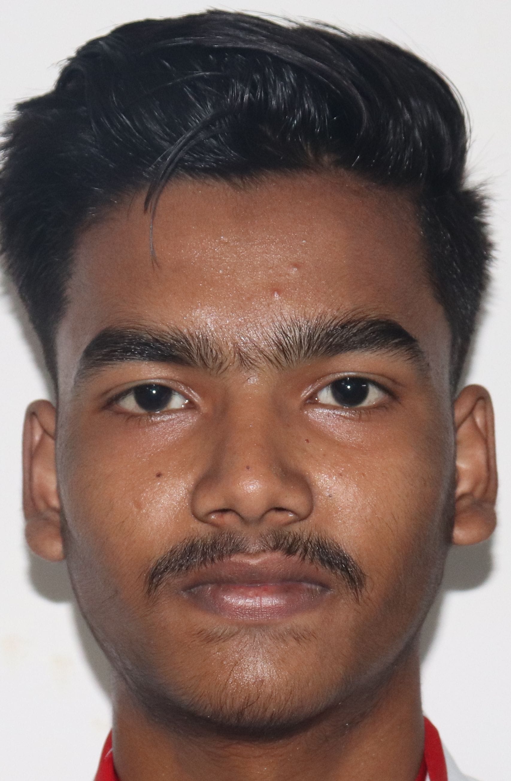 विकास भवन सभागार में यूपी बोर्ड परीक्षा में प्रदेश में नौंवां स्थान प्राप्त करने वाले इंटर के छ