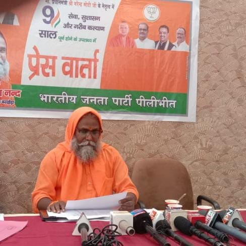 राज्य मंत्री संजय गंगवार।